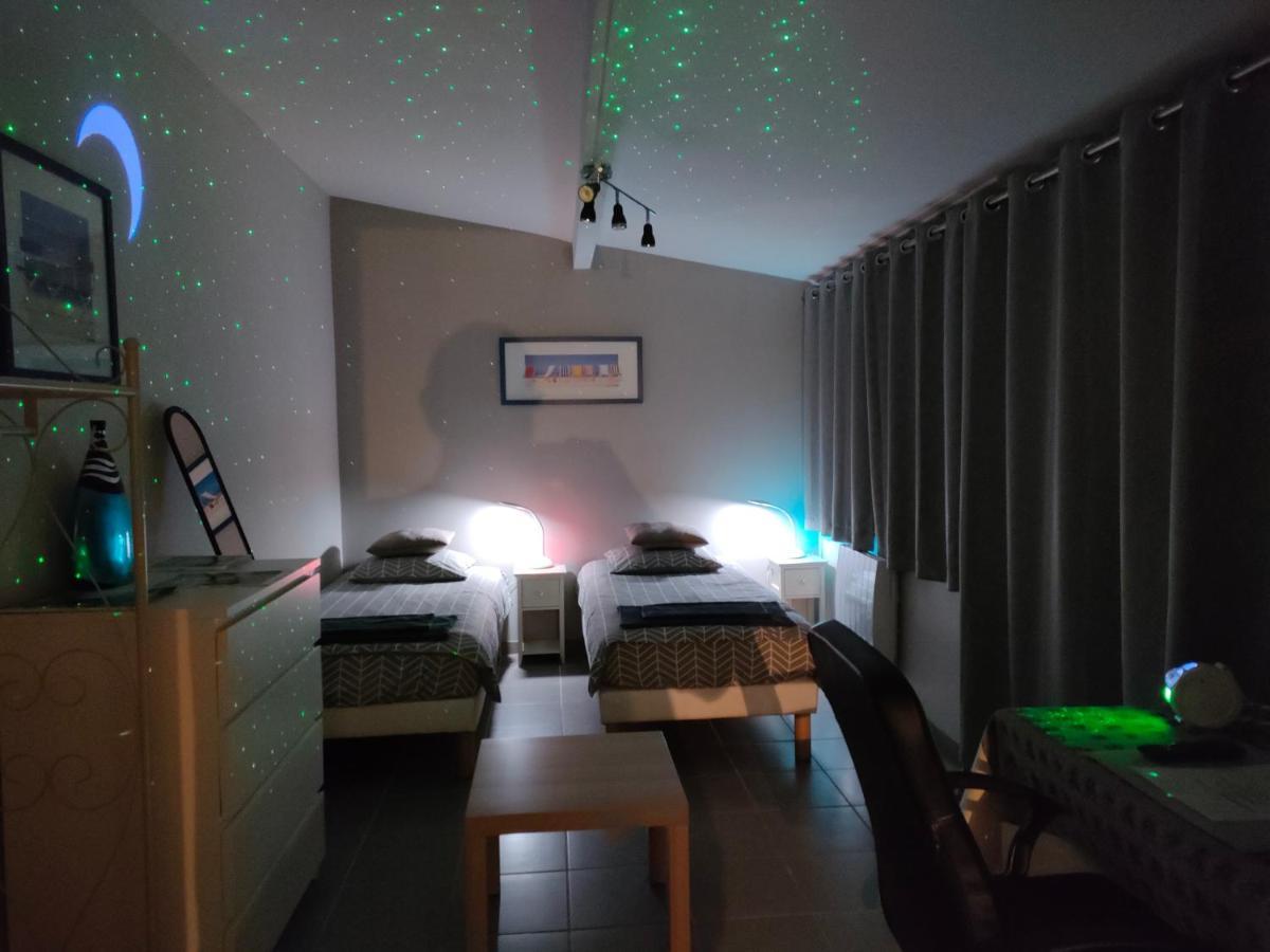 L'Escale Vichy Villa Екстериор снимка