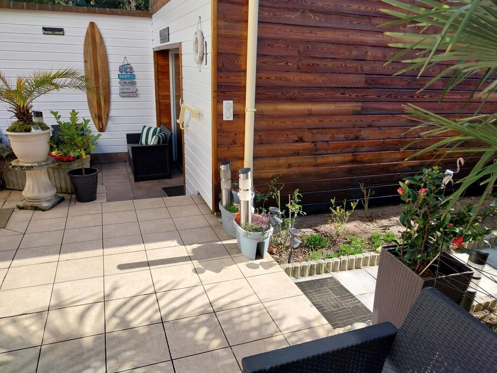 L'Escale Vichy Villa Екстериор снимка